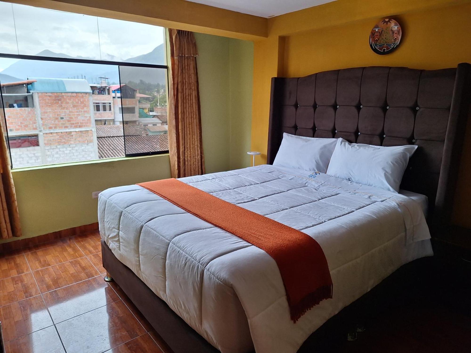 Chaska Valle Inn Urubamba Exteriör bild